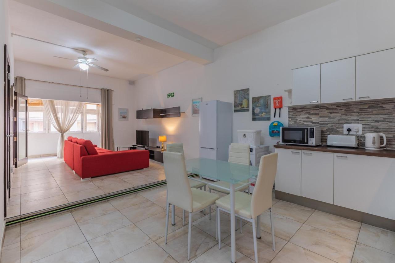 Bormla - Comfortable Two Bedroom Apartment Cospicua Exteriér fotografie